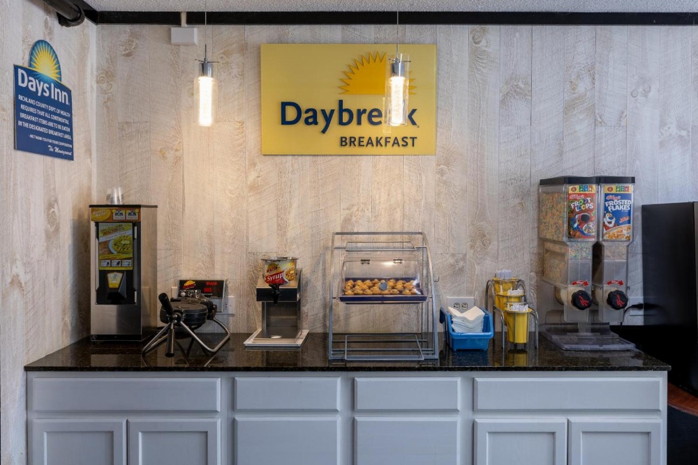 Days Inn by Wyndham Columbia